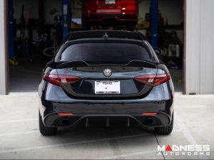 Alfa Romeo Giulia Trunk Spoiler - Carbon Fiber - GTA Style - Scratch & Dent